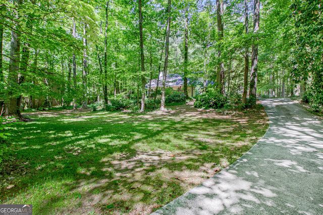 175 Ashley Creek Drive, Newnan, GA 30263