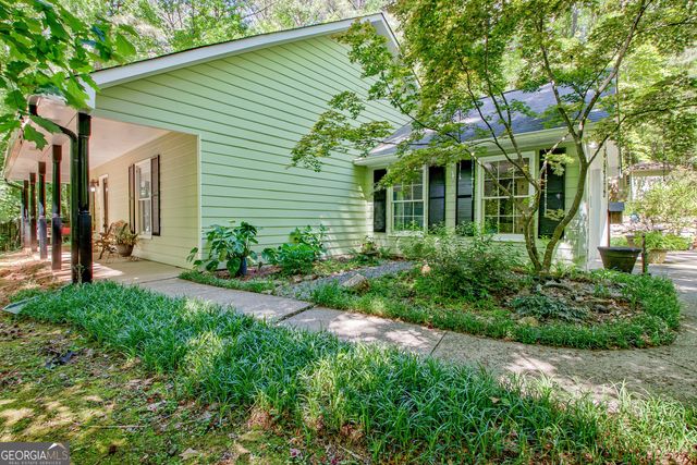 175 Ashley Creek Drive, Newnan, GA 30263
