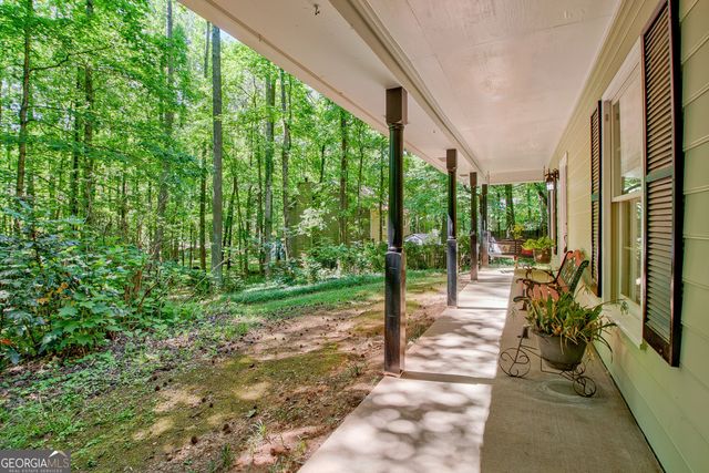 175 Ashley Creek Drive, Newnan, GA 30263