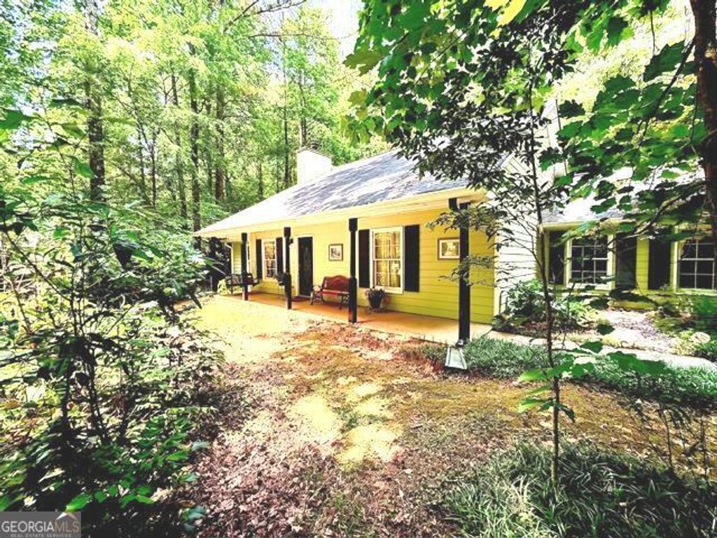175 Ashley Creek Drive, Newnan, GA 30263