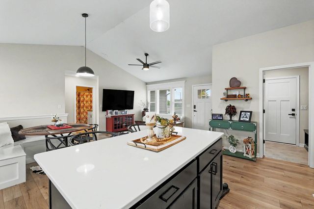 1617 N Thoroughbred St, Wichita, KS 67235