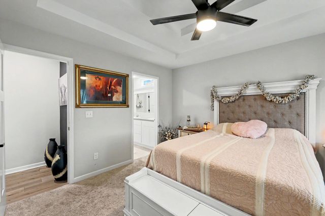 1617 N Thoroughbred St, Wichita, KS 67235