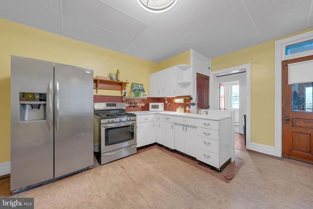 619 JUNIPER ST, Quakertown, PA 18951