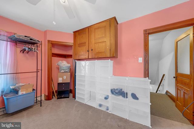 619 JUNIPER ST, Quakertown, PA 18951