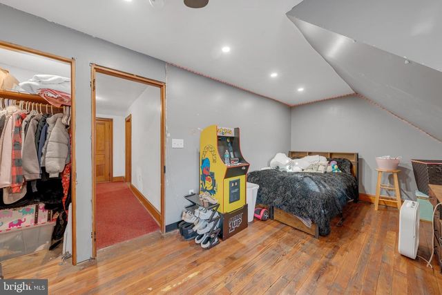 619 JUNIPER ST, Quakertown, PA 18951