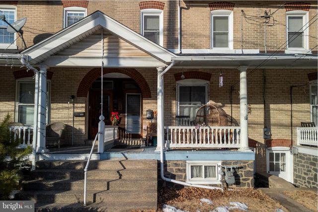 619 JUNIPER ST, Quakertown, PA 18951