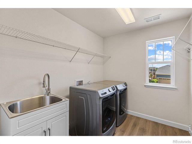 286 Western Sky Circle, Longmont, CO 80501