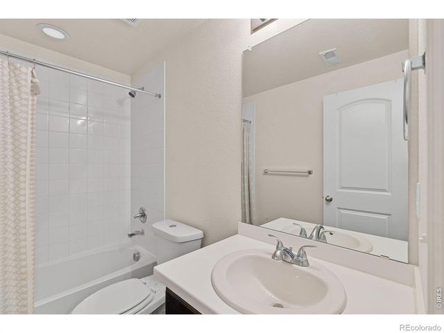 286 Western Sky Circle, Longmont, CO 80501
