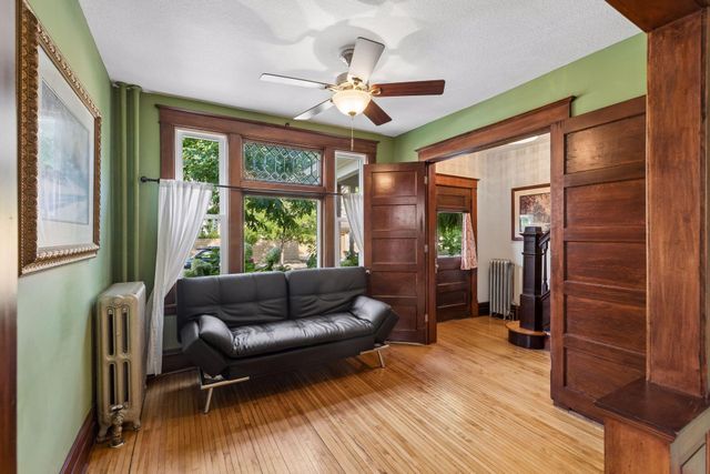 420 Daly Street, Saint Paul, MN 55102