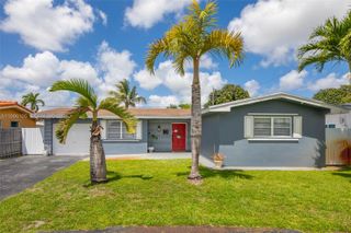 8461 NW 16th St 8461, Pembroke Pines, FL 33024