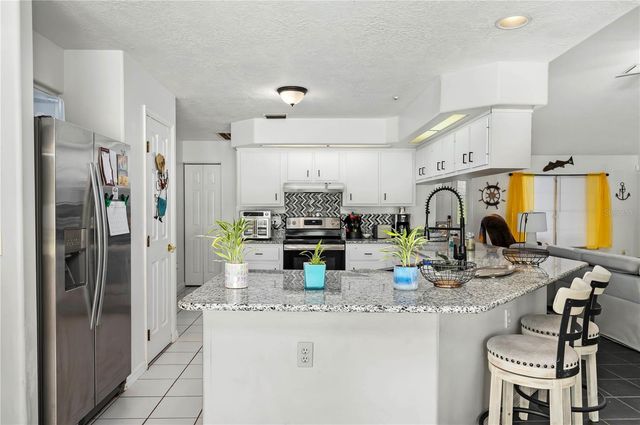 6575 NW 50TH AVENUE, Ocala, FL 34482
