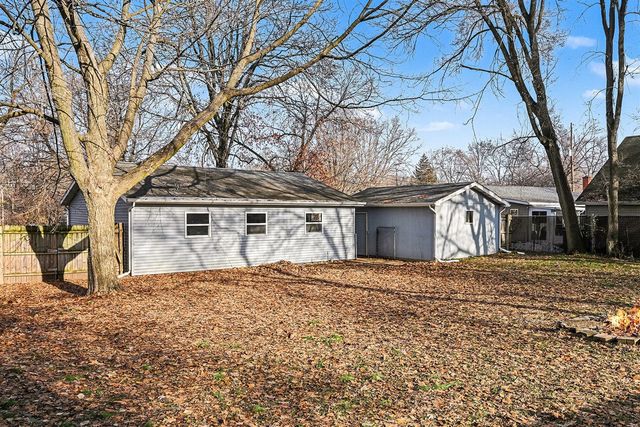 1042 Darwood Avenue, Kalamazoo, MI 49004