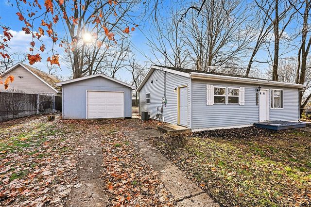 1042 Darwood Avenue, Kalamazoo, MI 49004