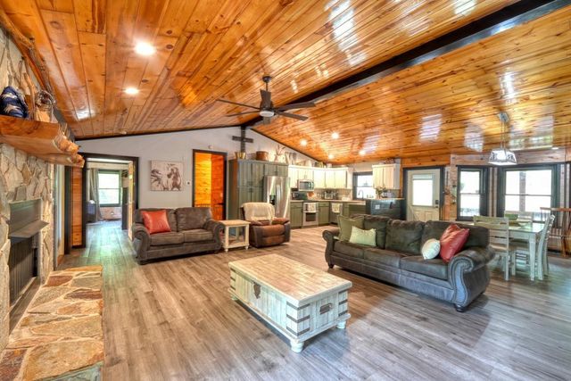 277 Clay Durrett Road, Murphy, NC 28906