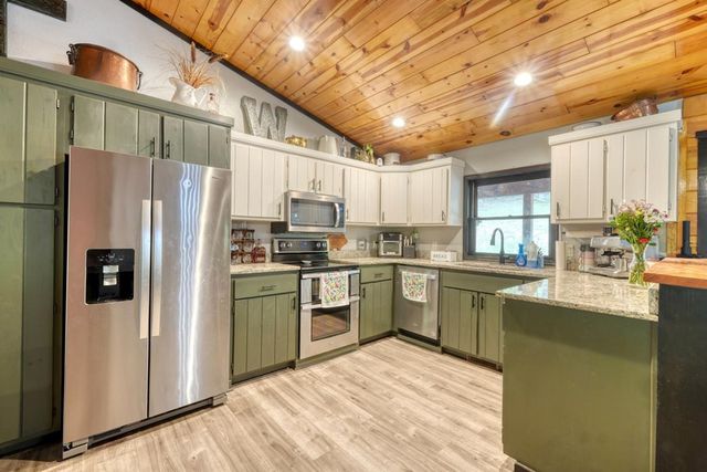 277 Clay Durrett Road, Murphy, NC 28906