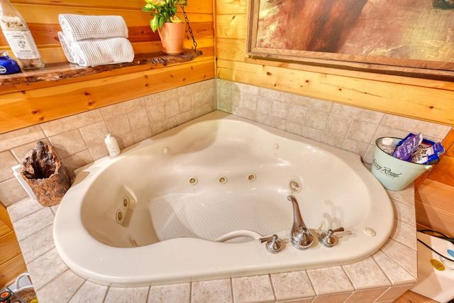 277 Clay Durrett Road, Murphy, NC 28906