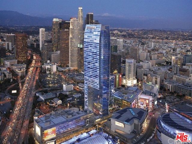 900 W Olympic Boulevard 31F, Los Angeles, CA 90015