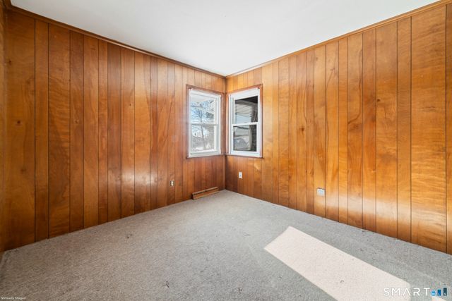 17 Morningstar Drive, Seymour, CT 06483