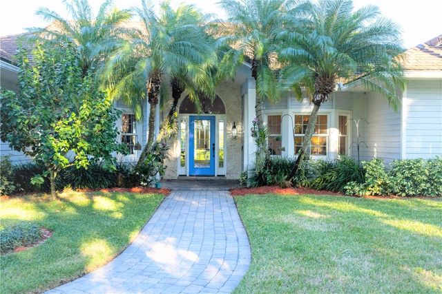 8600 Seacrest Drive, Vero Beach, FL 32963