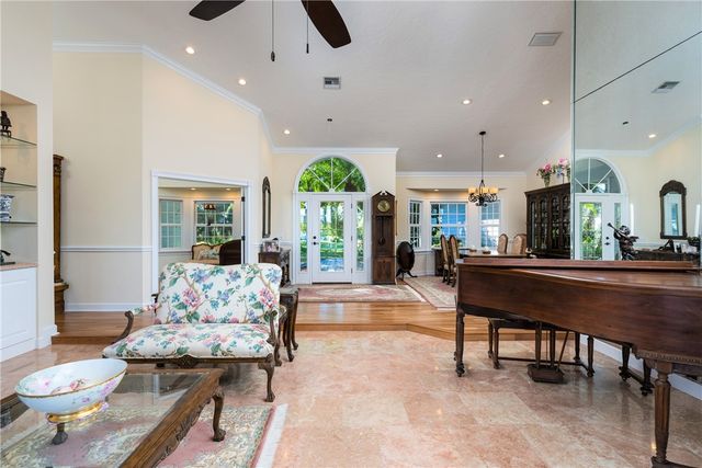 8600 Seacrest Drive, Vero Beach, FL 32963