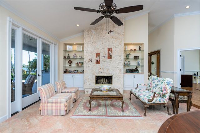 8600 Seacrest Drive, Vero Beach, FL 32963