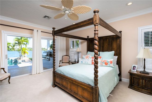 8600 Seacrest Drive, Vero Beach, FL 32963