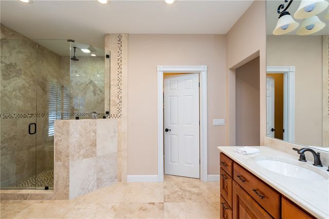 8600 Seacrest Drive, Vero Beach, FL 32963