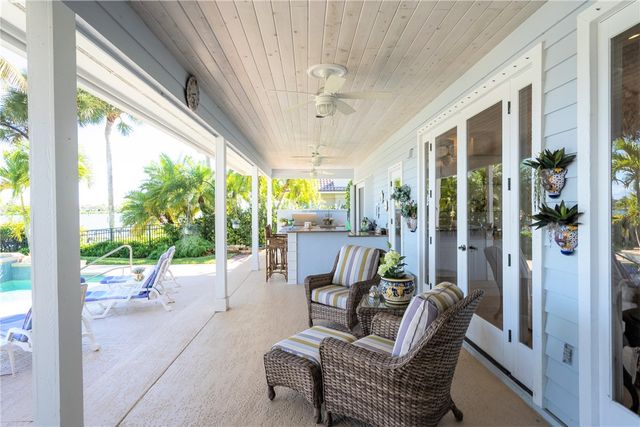 8600 Seacrest Drive, Vero Beach, FL 32963