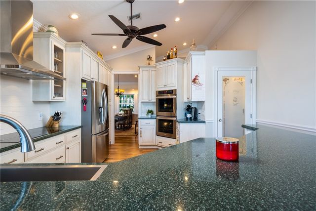 8600 Seacrest Drive, Vero Beach, FL 32963