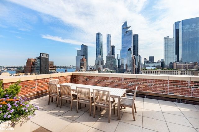 465 W 23rd St Apt 12D, New York City, NY 10011