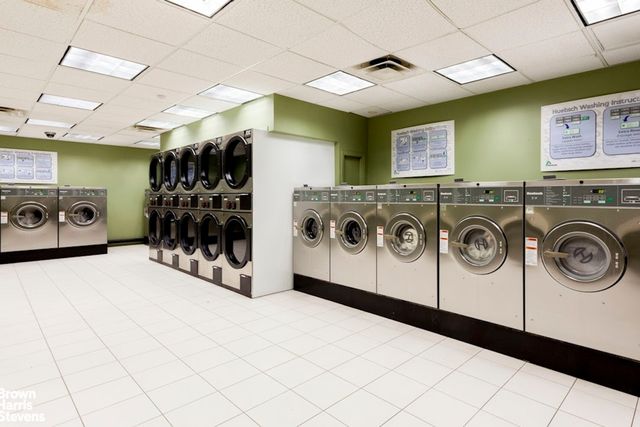 465 W 23rd St Apt 12D, New York City, NY 10011