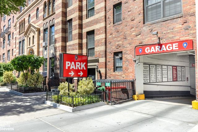 465 W 23rd St Apt 12D, New York City, NY 10011