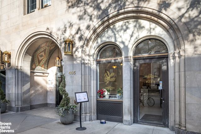 465 W 23rd St Apt 12D, New York City, NY 10011