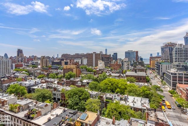 465 W 23rd St Apt 12D, New York City, NY 10011
