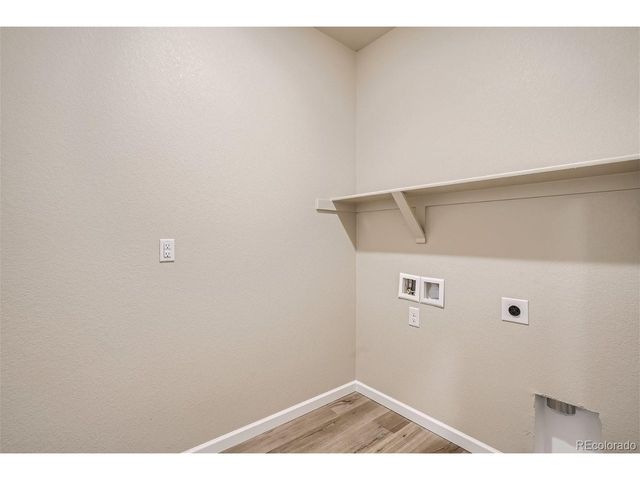 6700 Merseyside Ln, Castle Pines, CO 80108