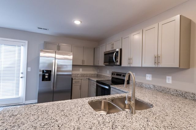 144 Davis Ridge Lane, Clarksville, TN 37040