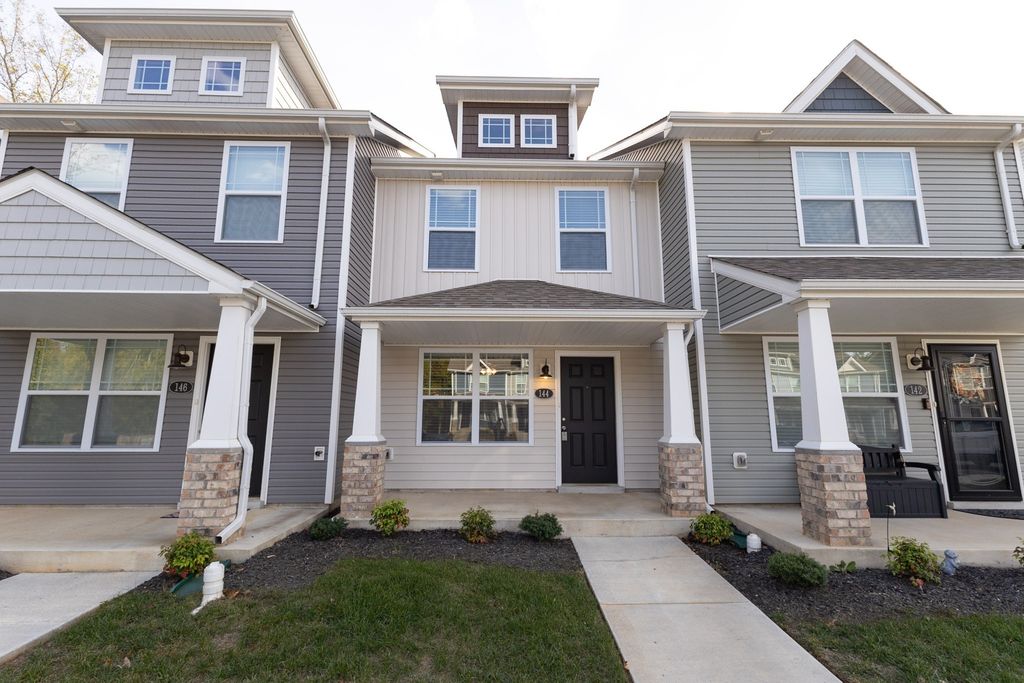 144 Davis Ridge Lane, Clarksville, TN 37040