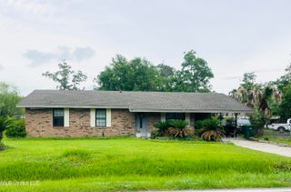 856 Saint Joseph Street, Waveland, MS 39576