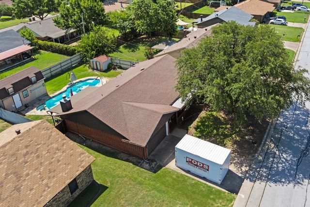 6219 Hott Springs Drive, Arlington, TX 76001