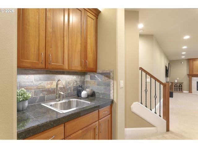 4616 Se HONORS Pl, Gresham, OR 97080