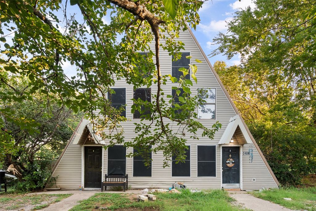 3128 Emhouse Road, Corsicana, TX 75110