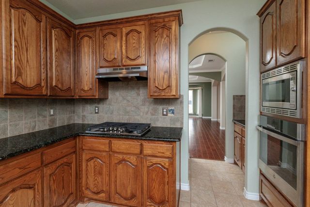 4801 Winterview Drive, Mansfield, TX 76063