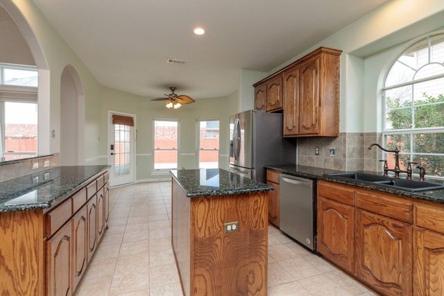 4801 Winterview Drive, Mansfield, TX 76063