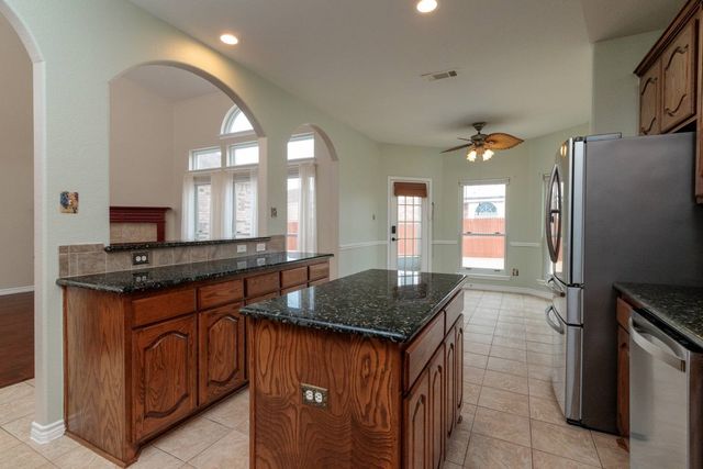 4801 Winterview Drive, Mansfield, TX 76063
