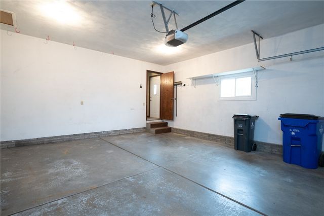 3724 2nd Avenue SW, Cedar Rapids, IA 52404