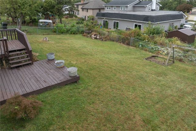 3724 2nd Avenue SW, Cedar Rapids, IA 52404