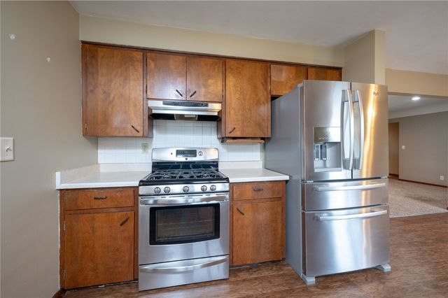 3724 2nd Avenue SW, Cedar Rapids, IA 52404