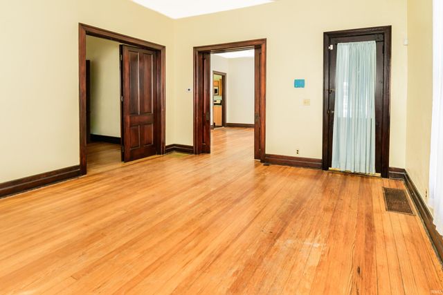 719 W 11th Street, Bloomington, IN 47404