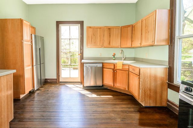 719 W 11th Street, Bloomington, IN 47404