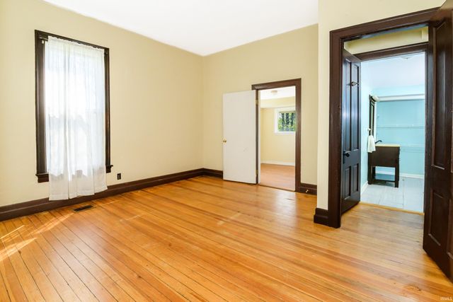 719 W 11th Street, Bloomington, IN 47404
